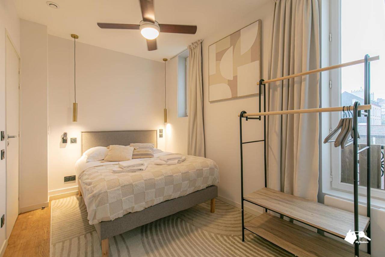Appartement entier, Mba Raincy Iii - Luxury Appartment near transport - 25 Min Paris Center in Villemomble, Seine-Saint-Denis