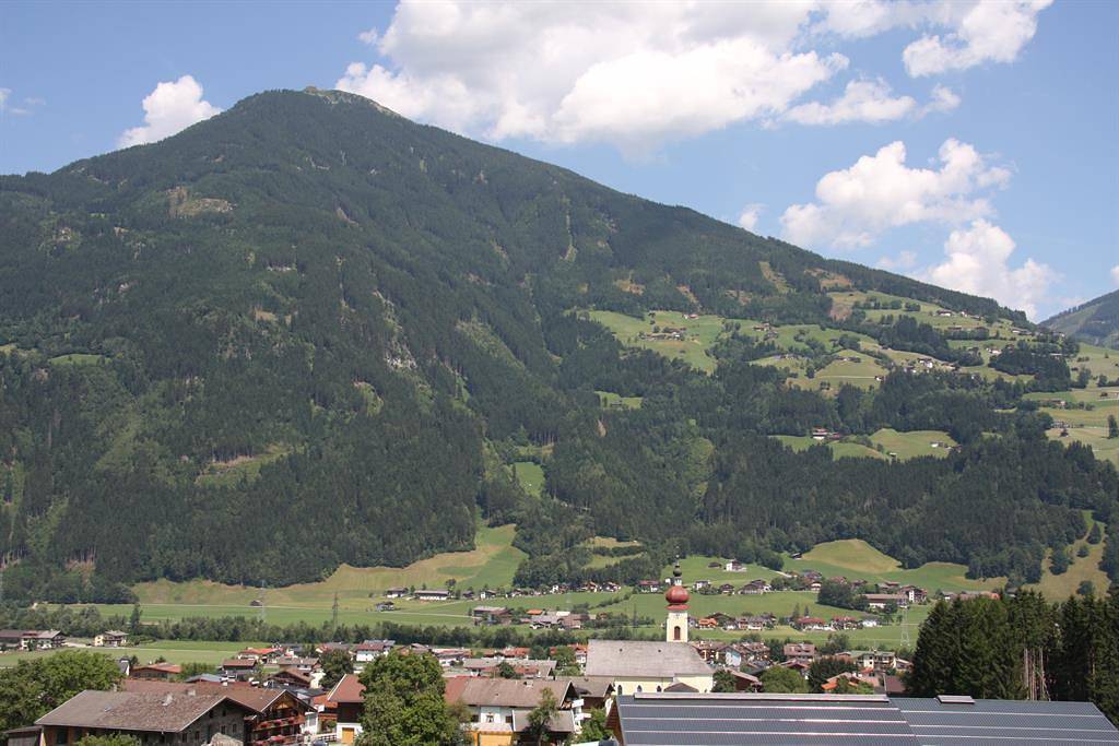 Ganze Ferienwohnung, Einzelzimmer in Tuxer Alpen, Ried im Zillertal