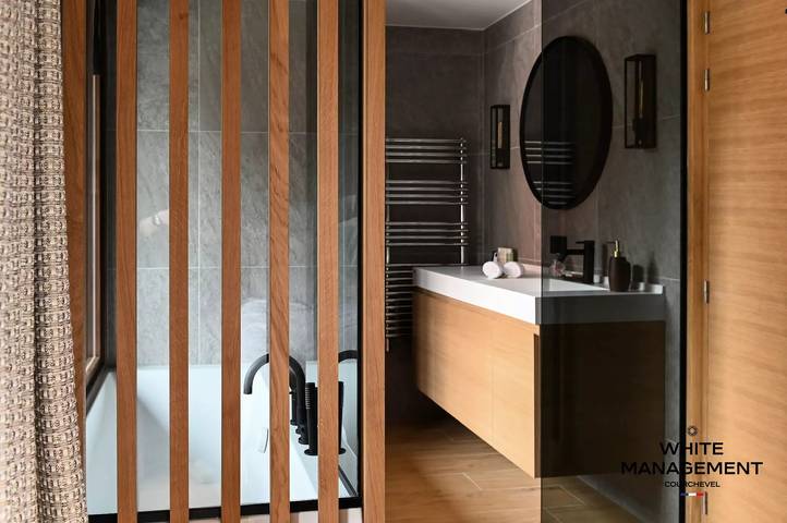 Chalet pour 12 personnes, avec sauna ainsi que jacuzzi et balcon, animaux acceptés en Savoie - 3