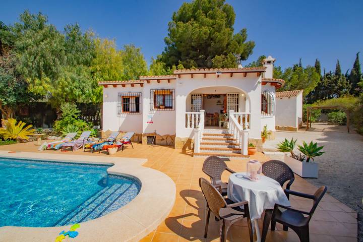 Villa pour 4 personnes, avec Terrasse et Jardin à Calpe