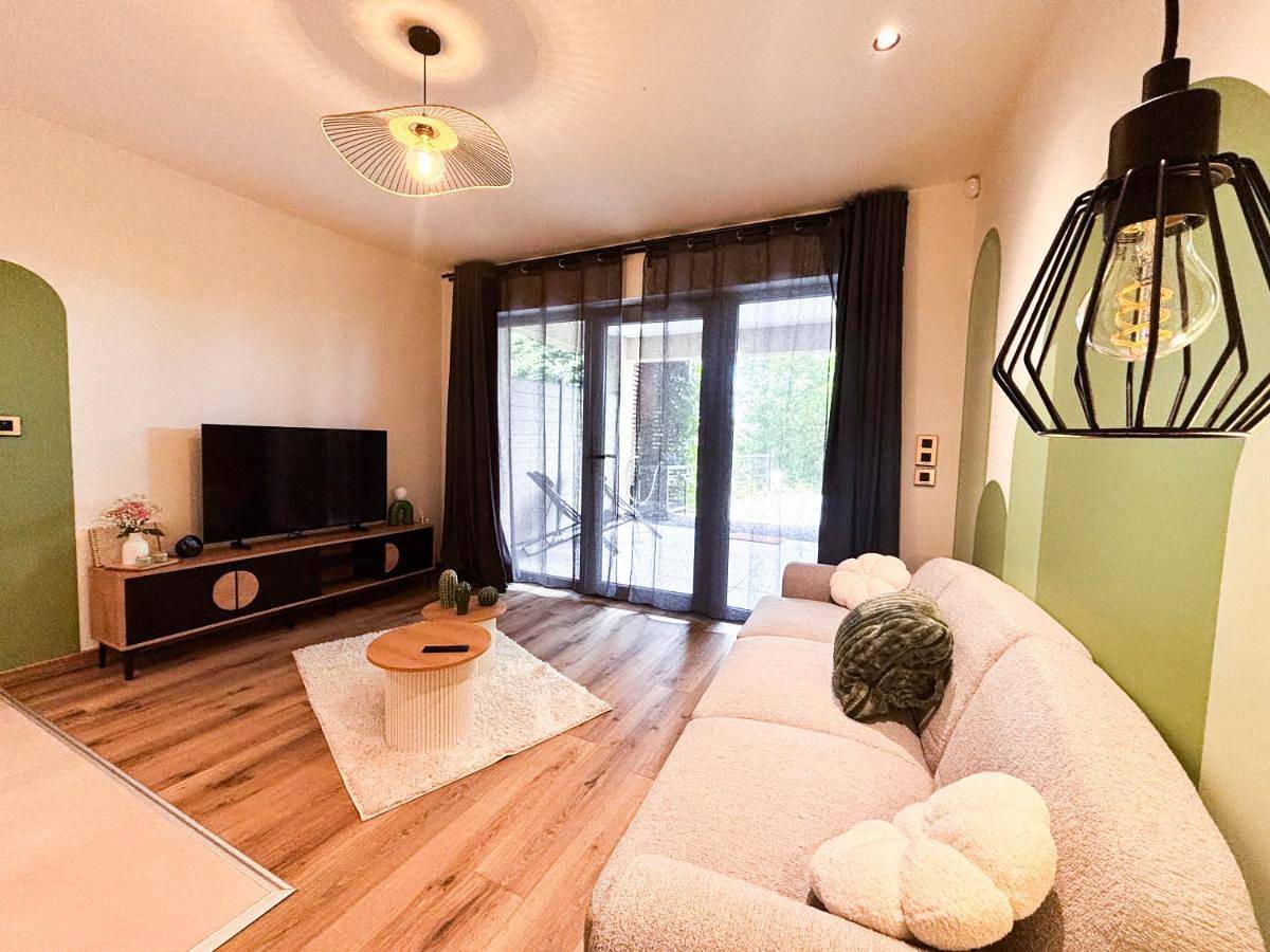 Appartement entier, L Ocre classé 4 étoiles in Le Broc (Puy-de-Dôme), Région de Besse-et-Saint-Anastaise