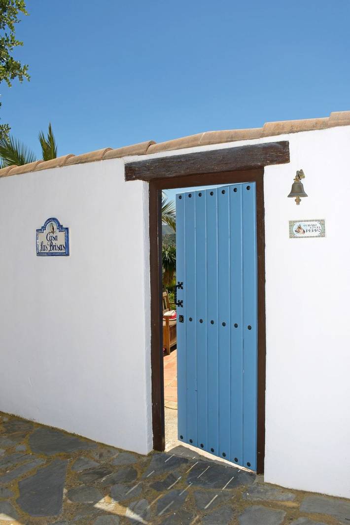 Casa rural para 6 personas, con jardín además de piscina y terraza en Comares - 2