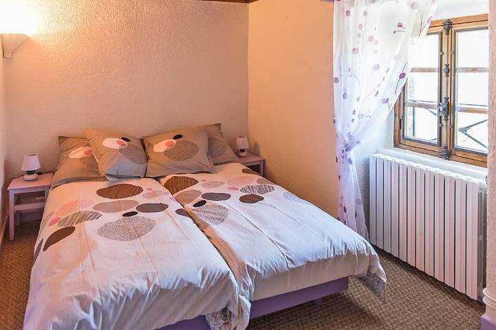 Location de vacances pour 10 personnes, avec jardin ainsi que jacuzzi et balcon, animaux acceptés dans Col De L Escrinet - 4