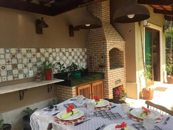 Casas e apartamentos de temporada para 8 pessoas, com jardim e piscina em Guaramiranga