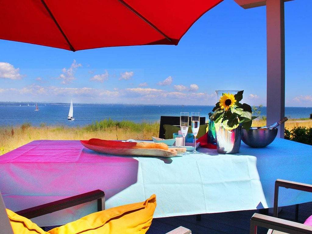 Ferienhaus Skagen mit tollem Wasserblick in Quern, Steinbergkirche
