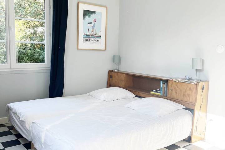 Location de vacances pour 10 personnes, avec jardin et piscine, animaux acceptés à Le Grand-Village-Plage - 4