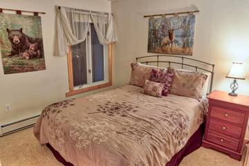 Apartment for 4 Guests in Summit County, Breckenridge, Picture 3