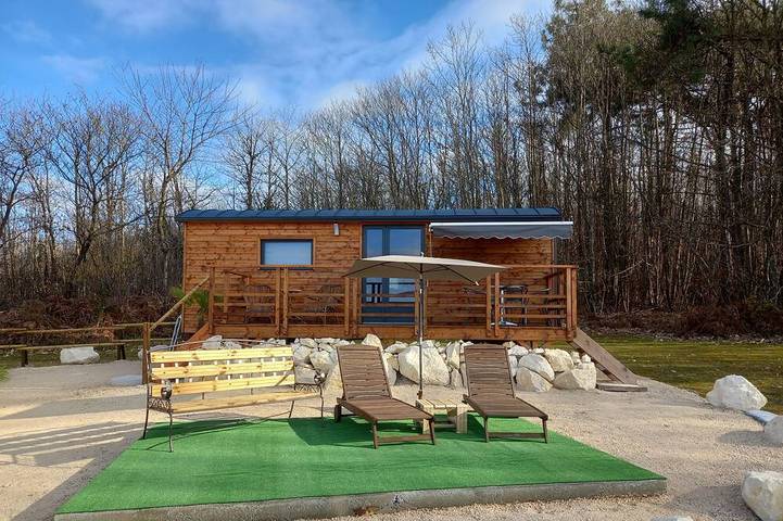 Maison de vacances pour 3 personnes, avec jardin et balcon, animaux acceptés à Les Eyzies-de-Tayac-Sireuil