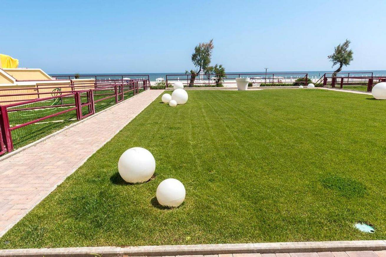 Apartamento entero, Se068 - Senigallia, two-room apartment on the sea at the Piramidi residence in Senigallia, Senigallia (Municipality)