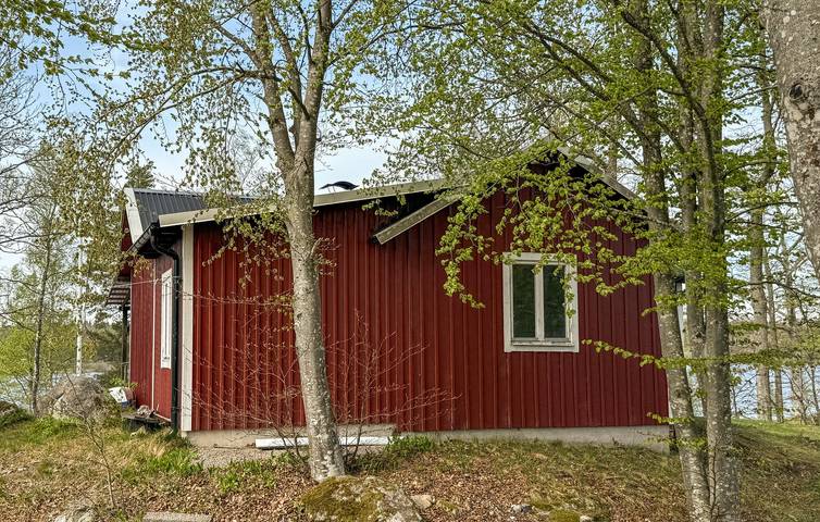 Hus för 6 Personer med trädgård in Holmsjö, Svenska Östersjön