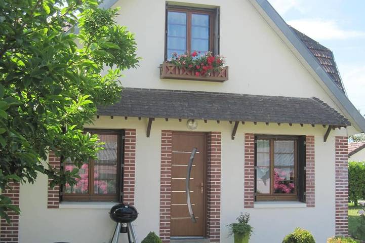 Location de vacances pour 7 personnes, avec jardin et terrasse à Saint-Nicolas-d'Aliermont