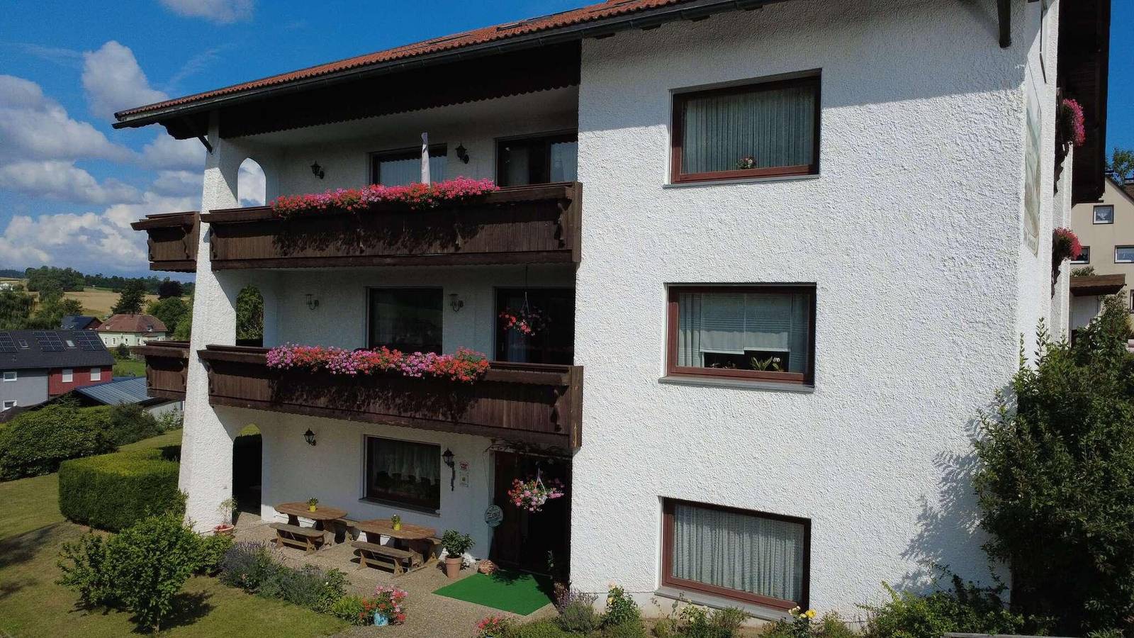 Gasthof Siebenstern - modernes Einzelzimmer mit Balkon in Röslau, Landkreis Wunsiedel im Fichtelgebirge