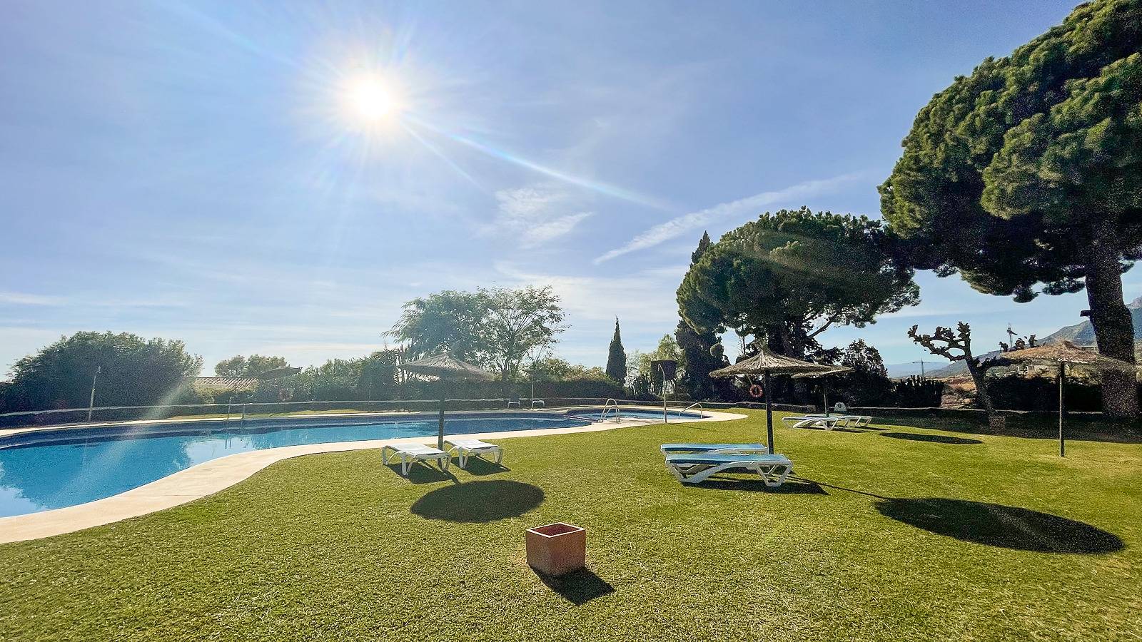 Entire apartment, Apartment '103-Penthouse' with Sea View, Wi-Fi and Air Conditioning in Marbella, Costa del Sol