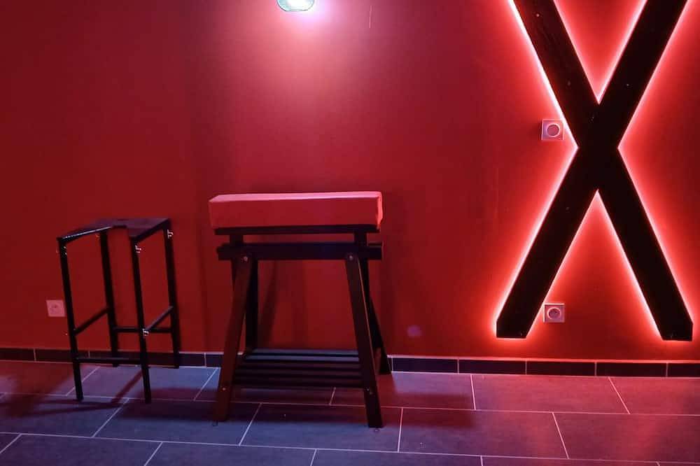 Apartamento entero, La chambre des plaisirs secrets Manduel in Manduel, Region de Nimes