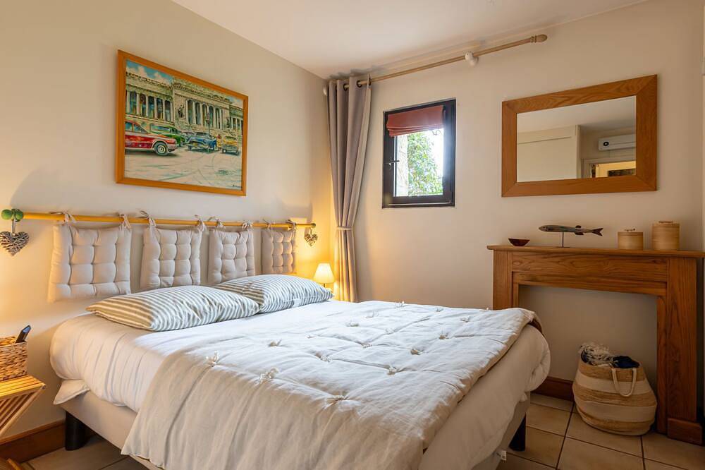 Entire apartment, Les Hauts de Deauville in Tourgéville, Lisieux region