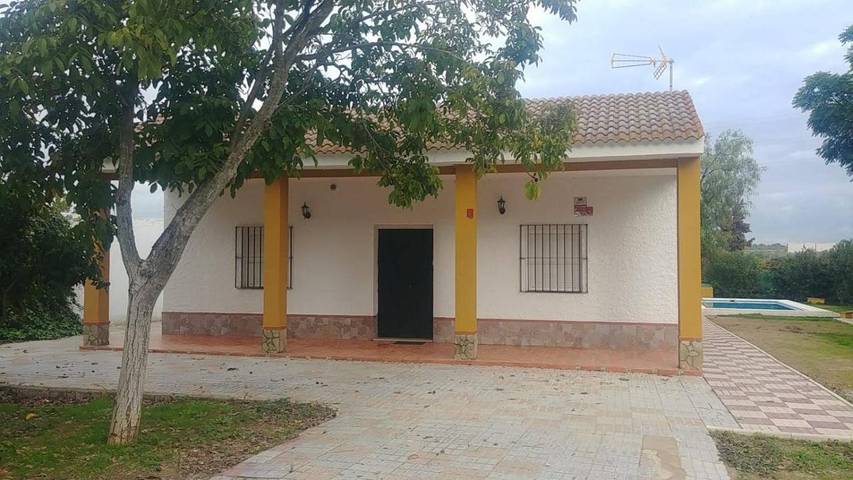 Casa de vacaciones para 7 personas, con piscina además de jardín y vistas, Familias con niños - 1