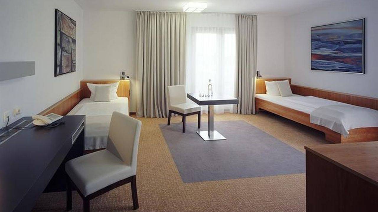 Einzelzimmer für 1 Person in Dresden in Klotzsche, Dresde