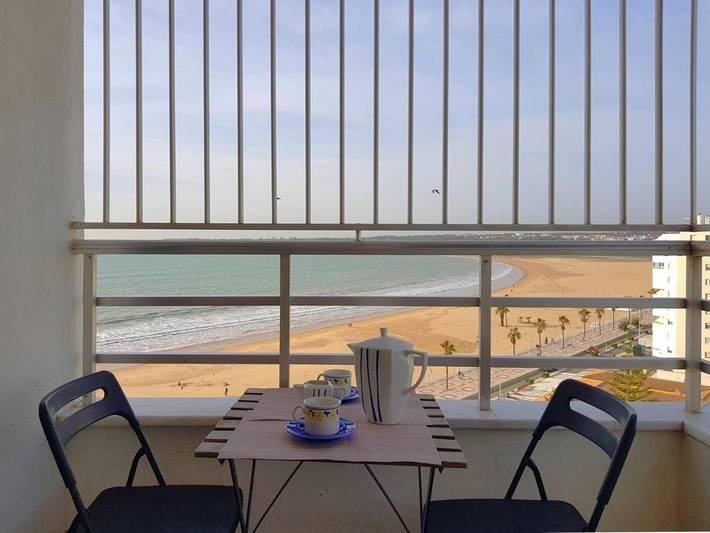 Ferienwohnung für 6 Personen, mit Balkon und Terrasse sowie Garten und Pool