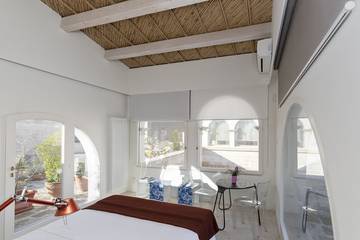 Gîte pour 2 personnes, avec jardin et jacuzzi ainsi que piscine et sauna, animaux acceptés à San Cesario di Lecce