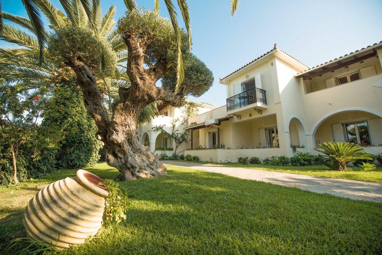 Entire apartment, Villa Phoenix in Keri, Laganas