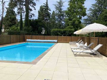 Gîte pour 5 personnes, avec piscine ainsi que terrasse et jardin à Saint-Georges-sur-Cher