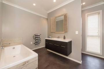 Holiday Home for 8 People in Taupo, Taupo District, Photo 3