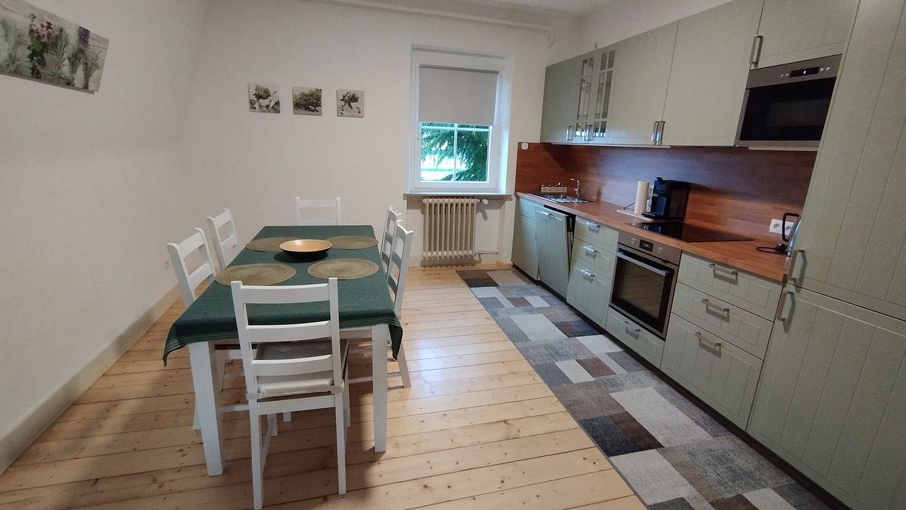 Ganze Ferienwohnung, Ferienwohnung für 4 Personen (90 m²) in Naunheim in Burg Eltz, Naunheim