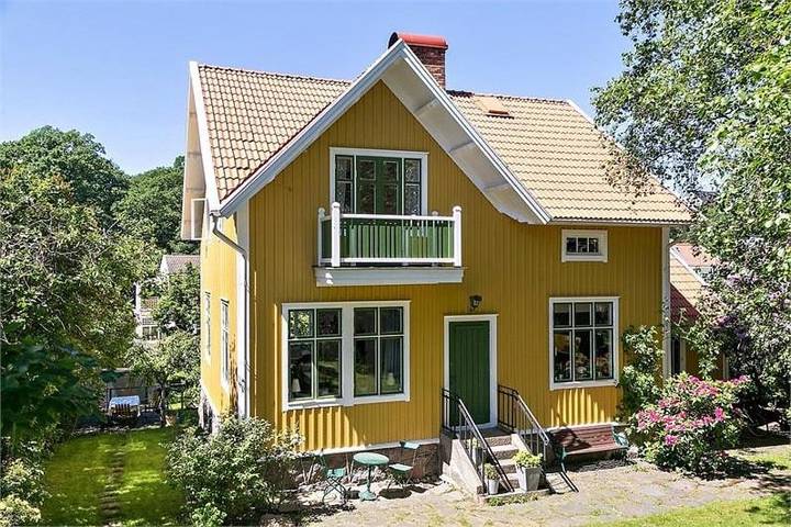 Villa für 13 Personen, mit Terrasse und Garten