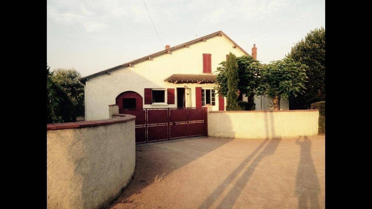 Family Suite in Creuzier-le-Vieux, Région de Vichy