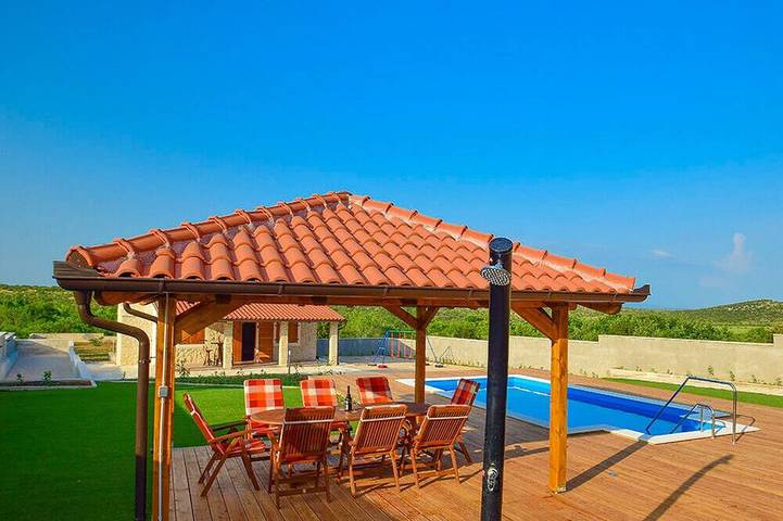 Ferienhaus für 10 Personen, mit Sauna und Garten