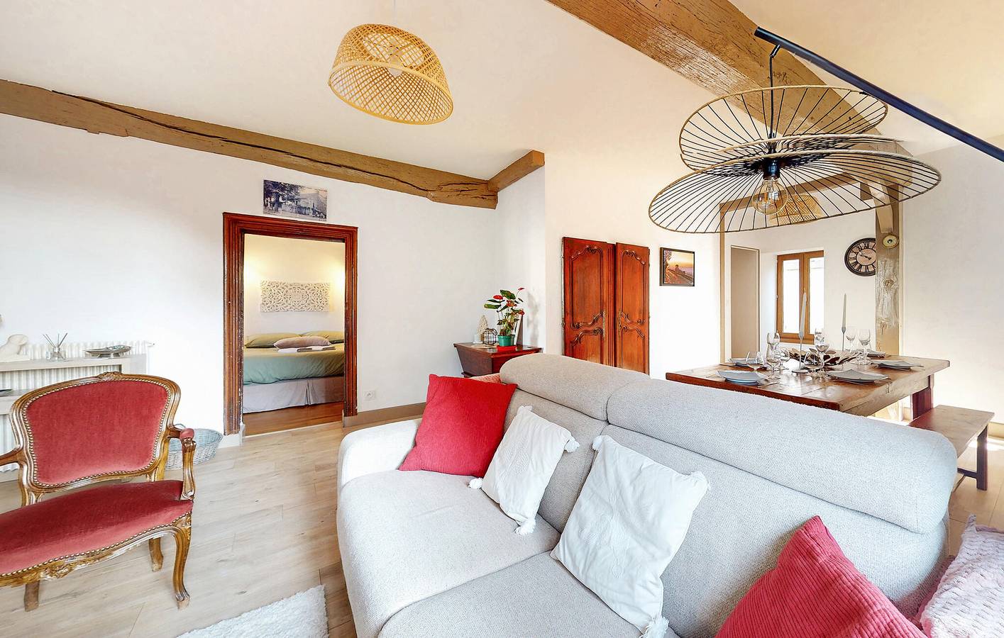 Holiday home for 4 people with terrace in Volnay, Beaune region