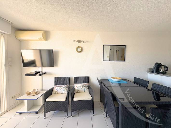 Gîte pour 6 personnes, avec terrasse dans Plage Lazaret - 3