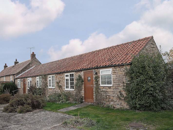 Cottage for 2 people, with garden, with pets in North York Moors National Park