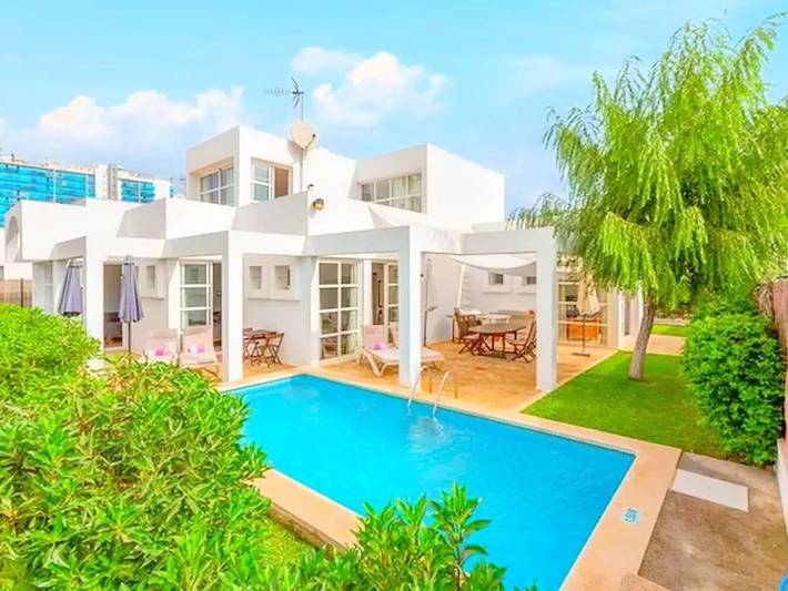 Finca mit hund für 8 Personen, mit Balkon und Terrasse sowie Garten und Pool in Can Picafort - 4