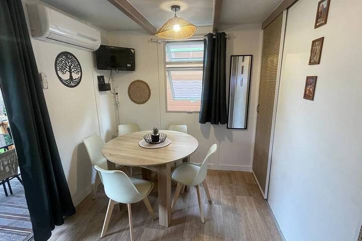 Chalet pour 5 personnes, avec jardin et terrasse