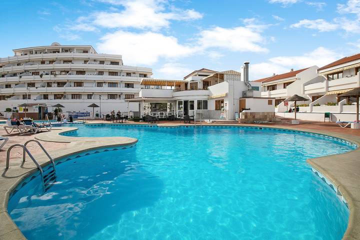 Ganzes Studio, Studio Gartenstadt mit Pool & Wlan in San Eugenio Alto, Adeje