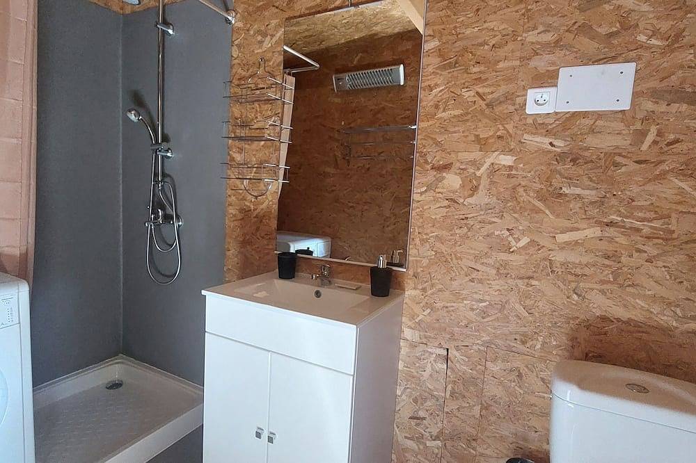 Chalet Pour 2 Personnes au Cœur de la Pinède Entre Aix-en-provence et Marseille in La Bouilladisse, Marseille und Umgebung