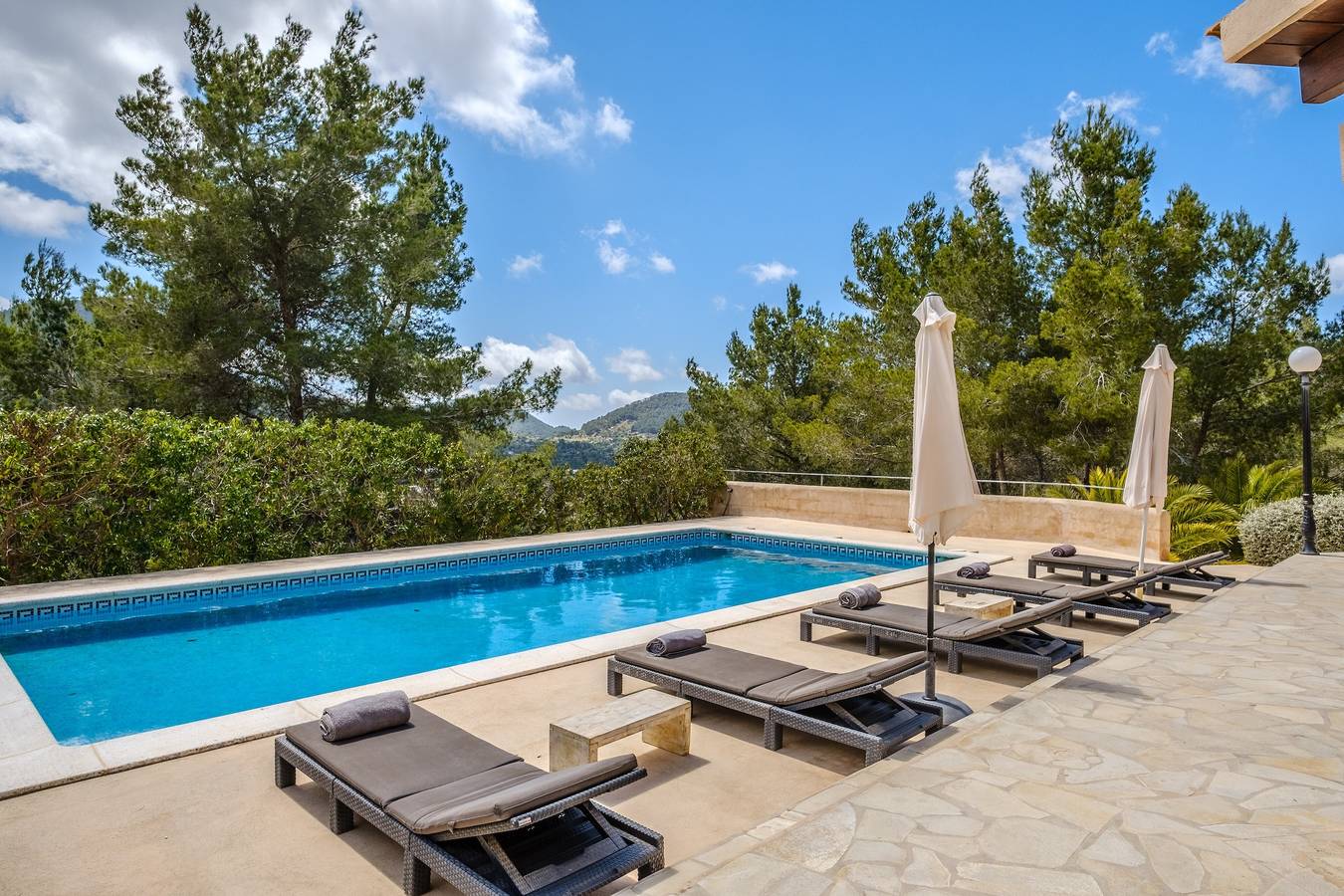 Fantástica villa con piscina, Wi-Fi, terraza, jardín y vistas al mar in San José (Ibiza), Sant Josep de sa Talaia