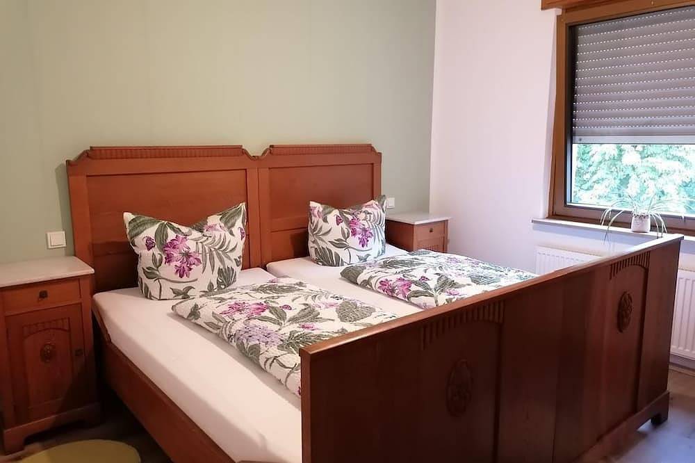 Ganze Wohnung, Ferienwohnung Kreuzblick - Ferienwohnungen Felten in Minheim, Bernkastel-Kues & Umgebung