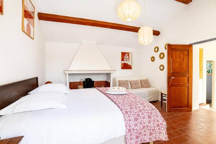 Villa pour 10 personnes, avec Terrasse ainsi que Piscine et Vue à Ollioules - 4