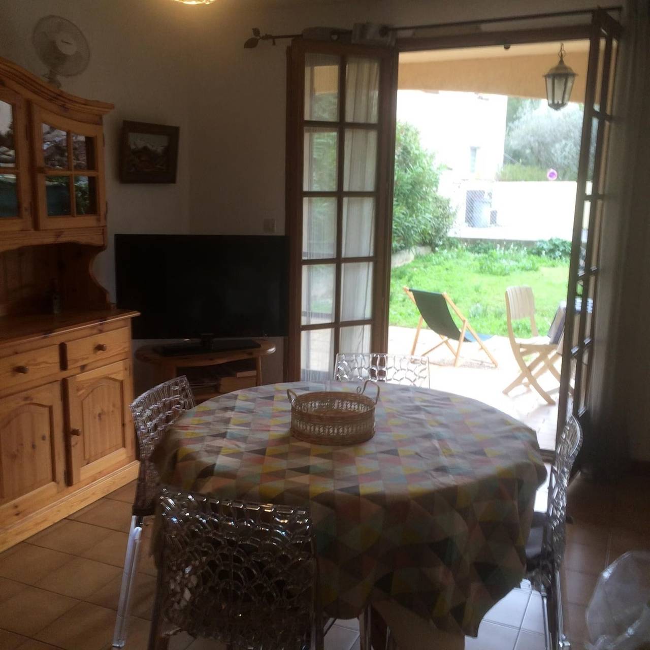 Appartement De Vacances pour 4 Personnes dans Sanary-sur-Mer, Région de Toulon