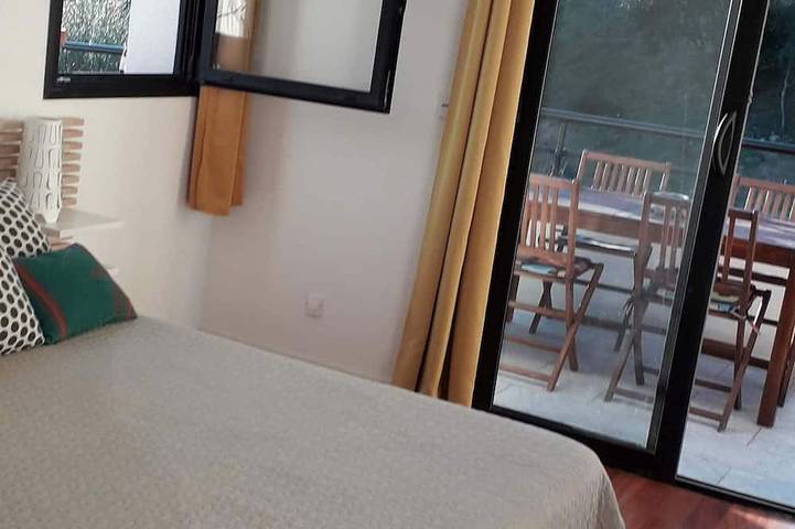 Gîte pour 4 personnes, avec piscine ainsi que jardin et terrasse dans Plage de Tiuccia - 4
