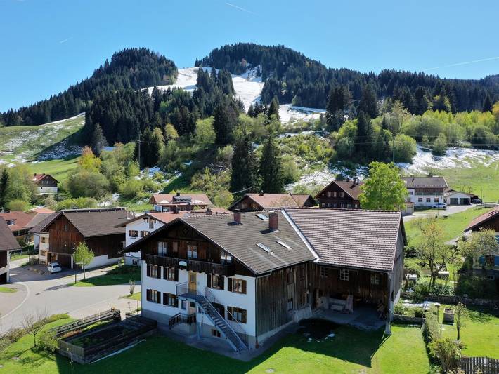 Ferienwohnung für 6 Personen, mit Garten und Balkon, kinderfreundlich in Pfronten - 2