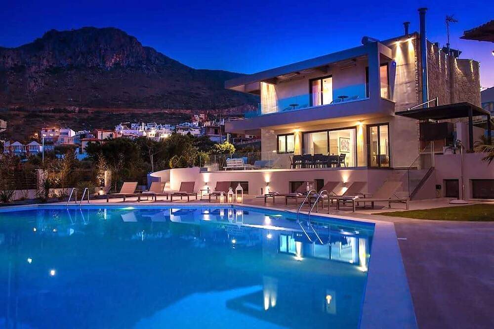 Orama Luxury Villa, 4 Bedrooms with Private Pool, Sleeps 8 in Koutouloufari, Limenas Chersonisou