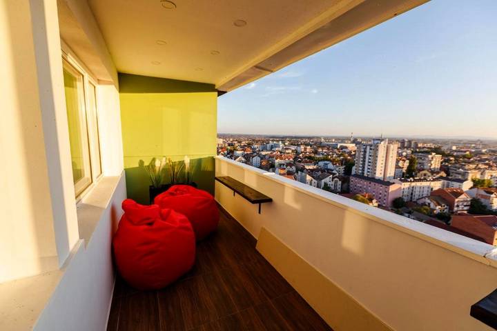 Appartement de vacances pour 6 personnes, avec balcon et vue