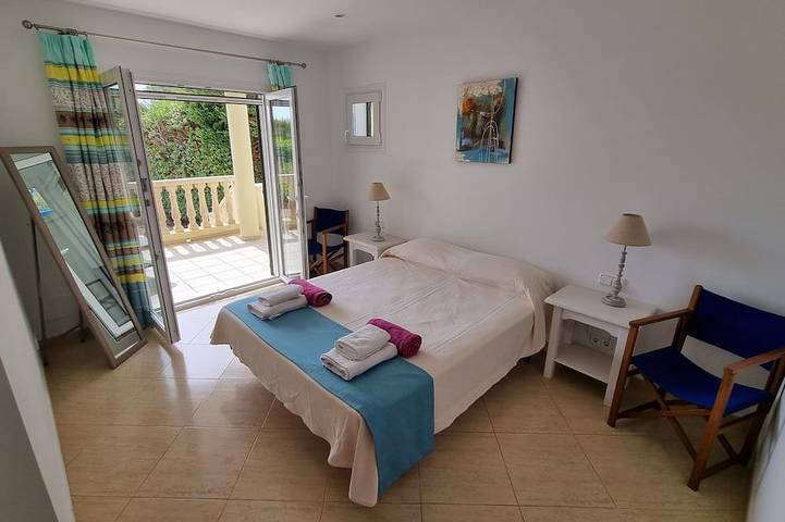 Location de vacances pour 8 personnes, avec jardin et balcon à Port d'Addaia - 3