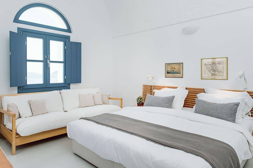 Armeni Seaside Villa - mit eigenem Bootsservice! in Oia, Santorin