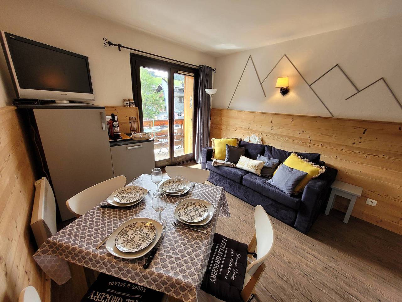 Apartment for 4 People in Les Gets, Les Portes du Soleil
