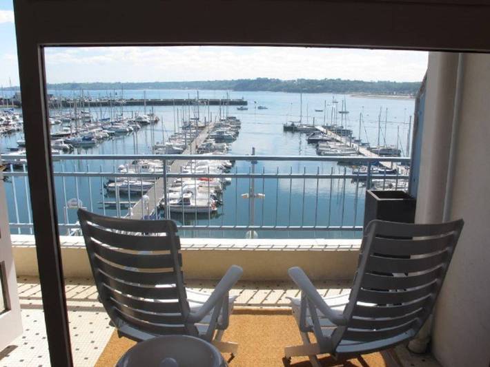 Ferienwohnung für 4 Personen, mit Terrasse und Ausblick in Perros-Guirec
