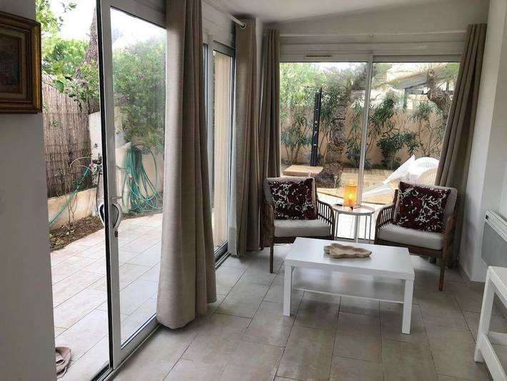 Location de vacances pour 4 personnes, avec Terrasse et Jardin dans Plage La Capte - 2